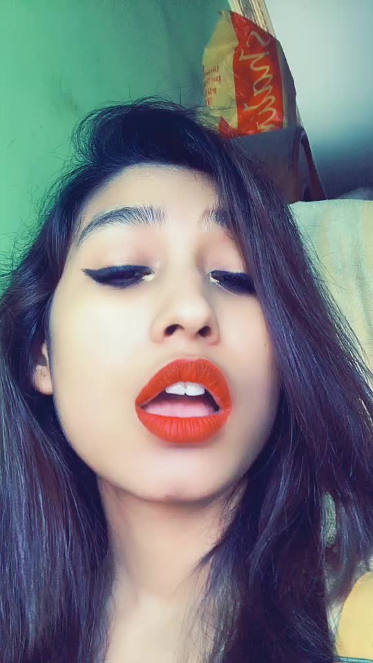 @Dhriti❤️Hiya❤️Singha