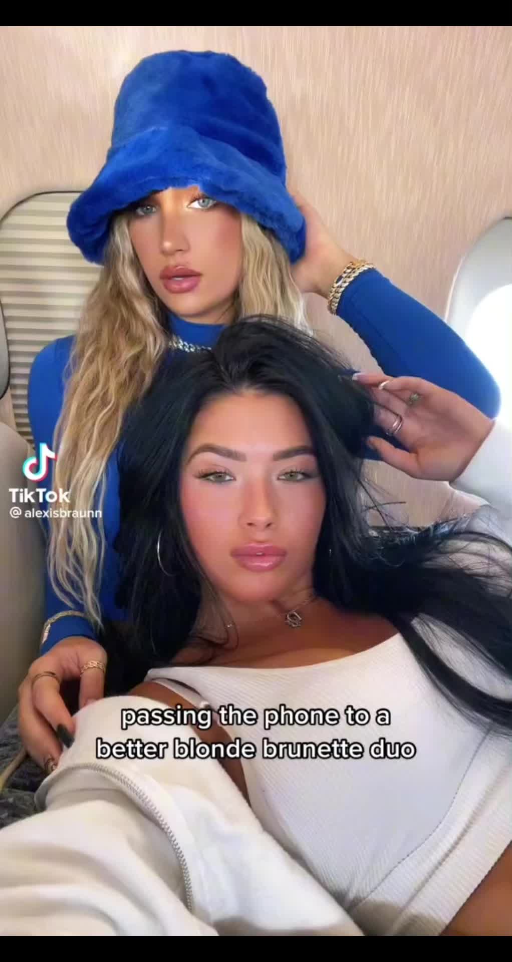 @T