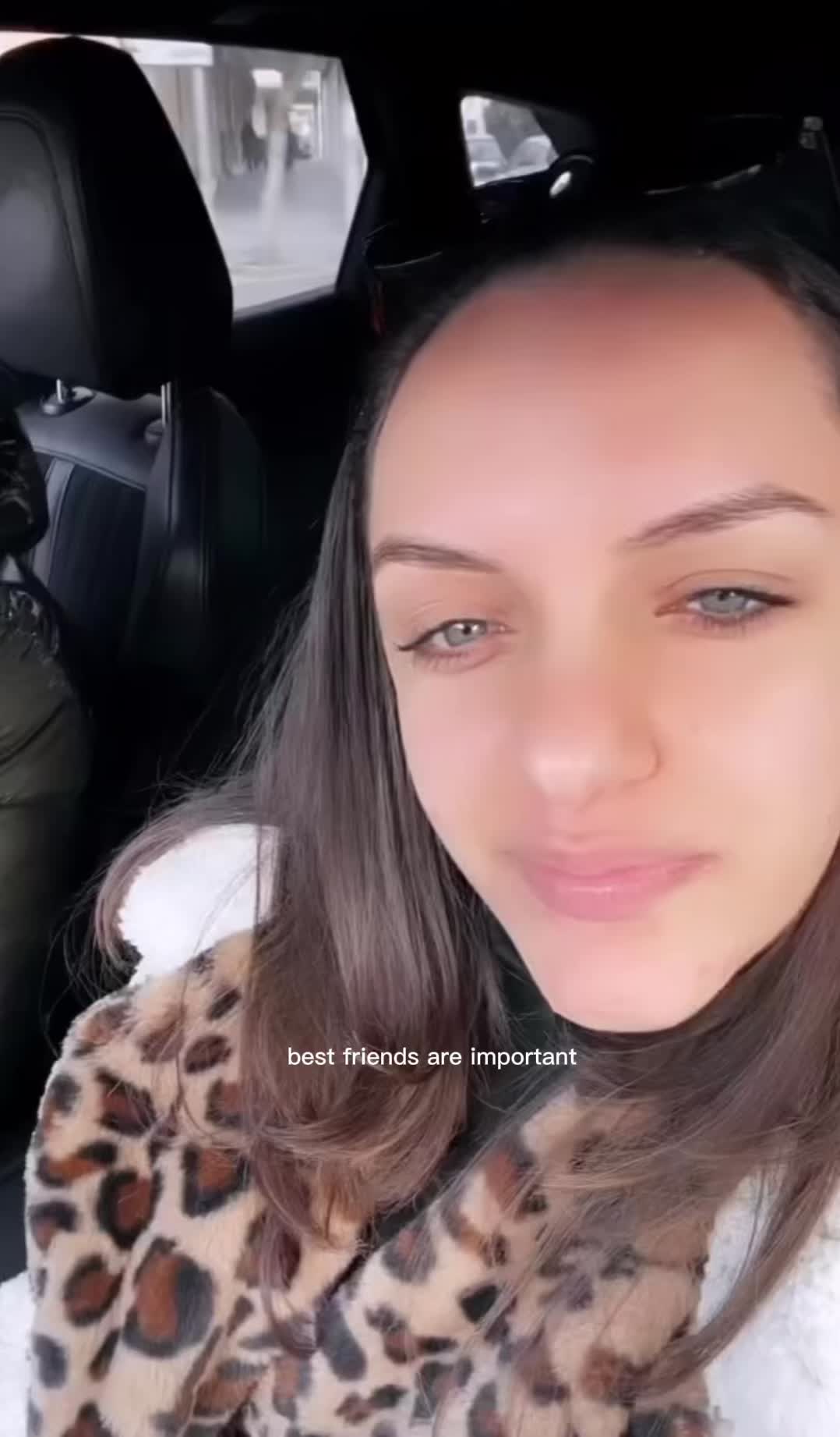 @yleniaaa
