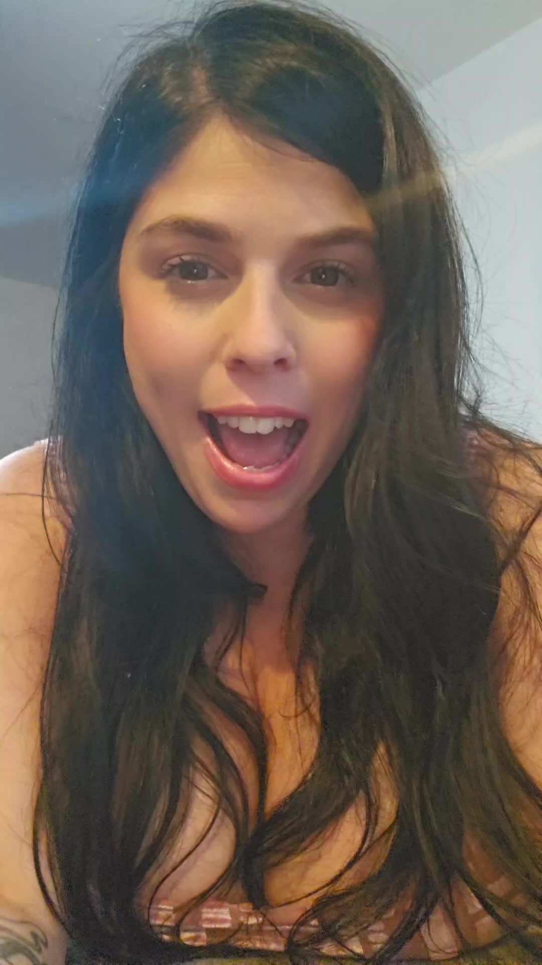 @sheisatang8