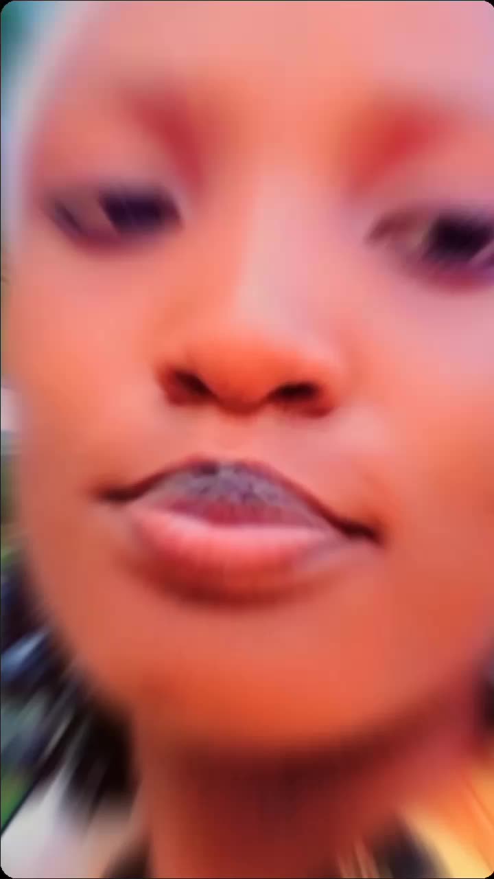 @monicamathias569