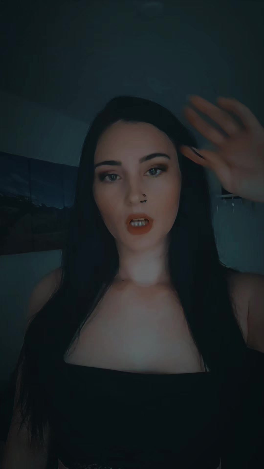@Lunar_Witch