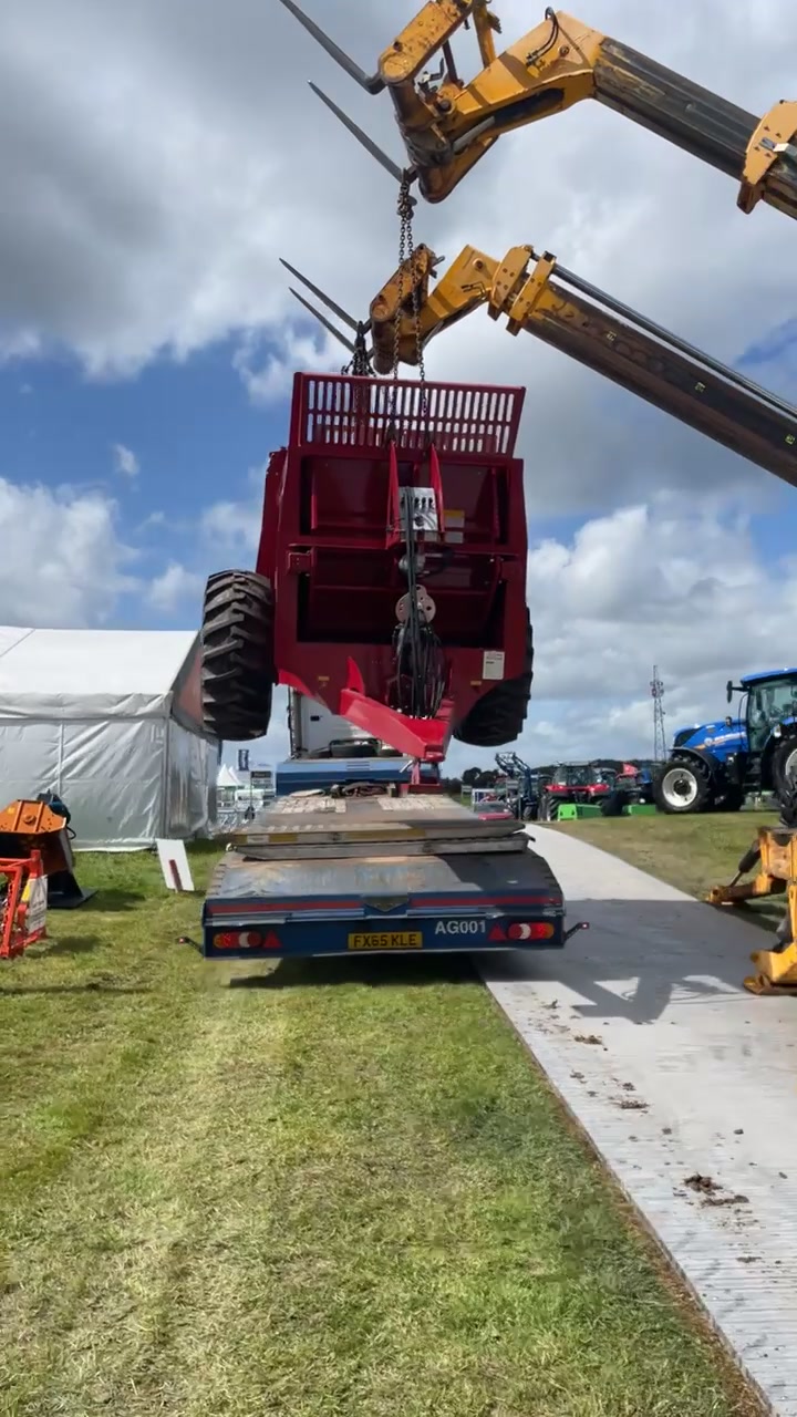 @Johnston Farm Equipment Ltd