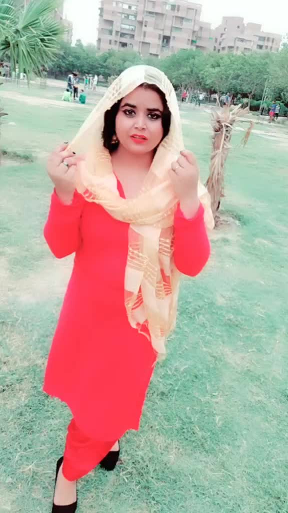 @👑sanjana 😍khanna👑