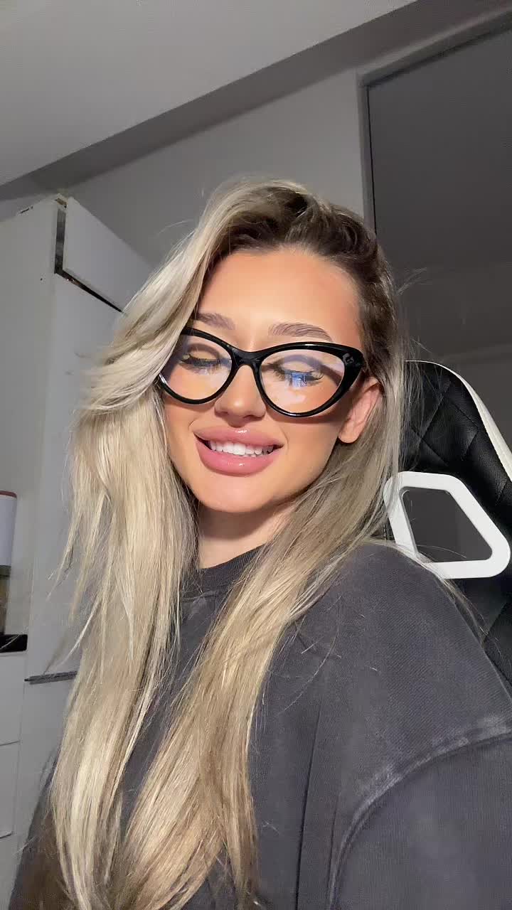 @Andrreea