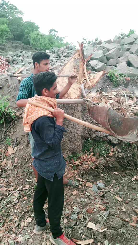 @अजय कुमार