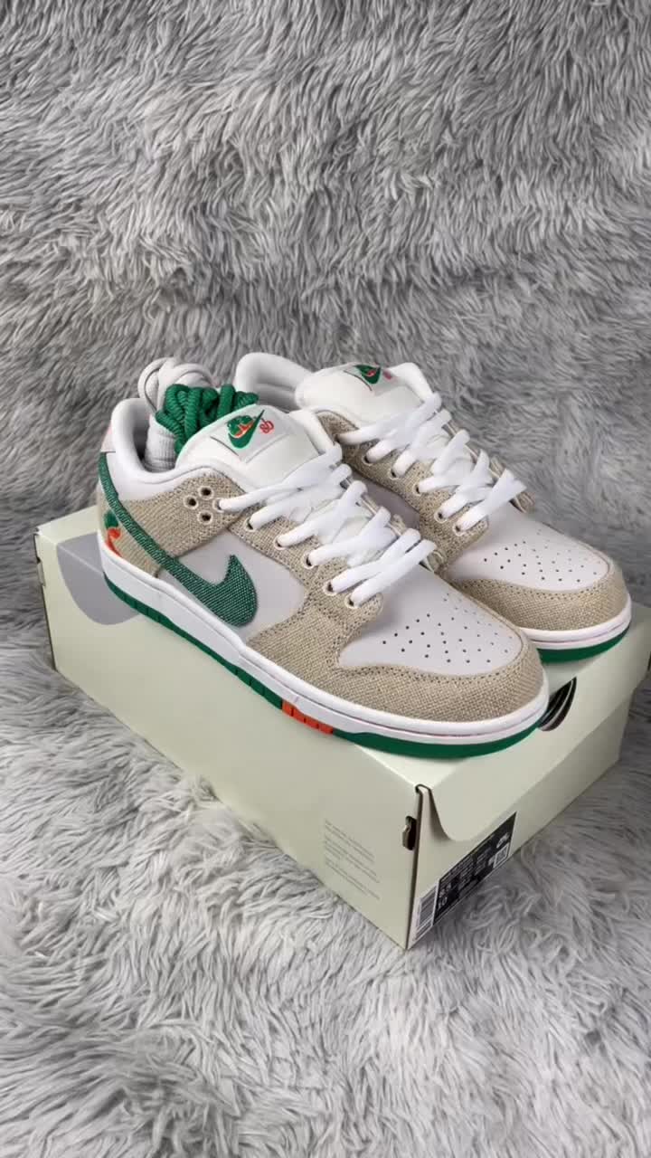 @sneakers535