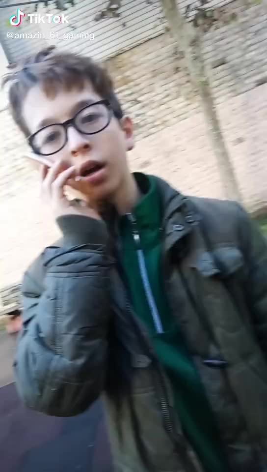 @R E S K O