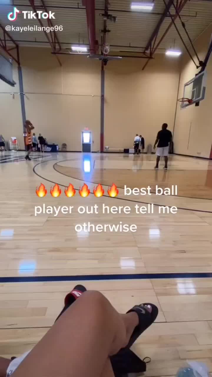 @Bald-Headed Assassin 🏀🥷🏽