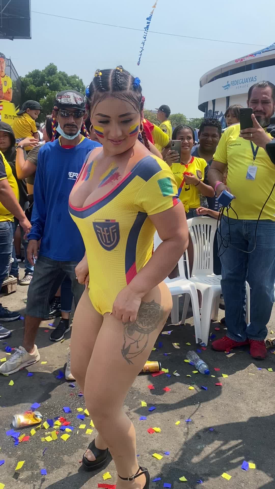 @Lizz Flecher 🇪🇨🔥