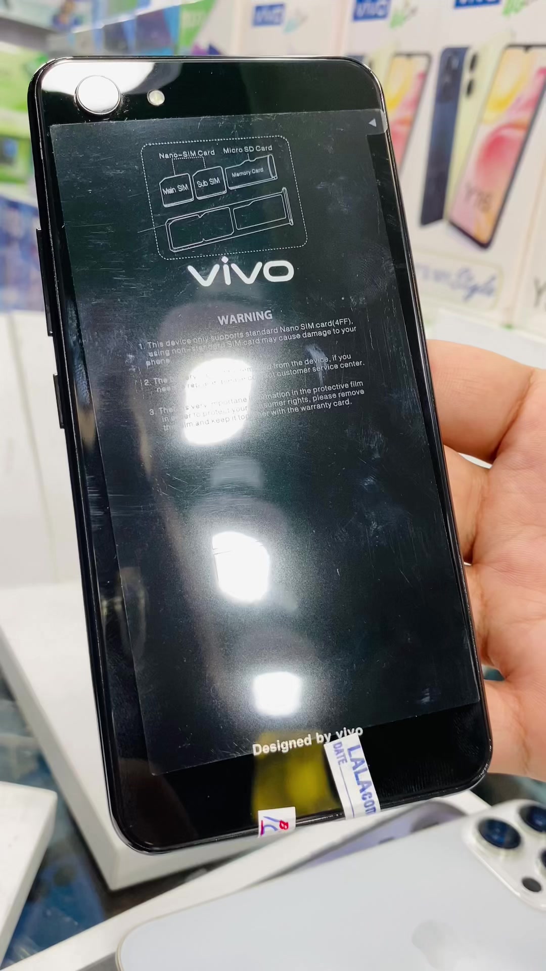 @LALA MOBILES😍
