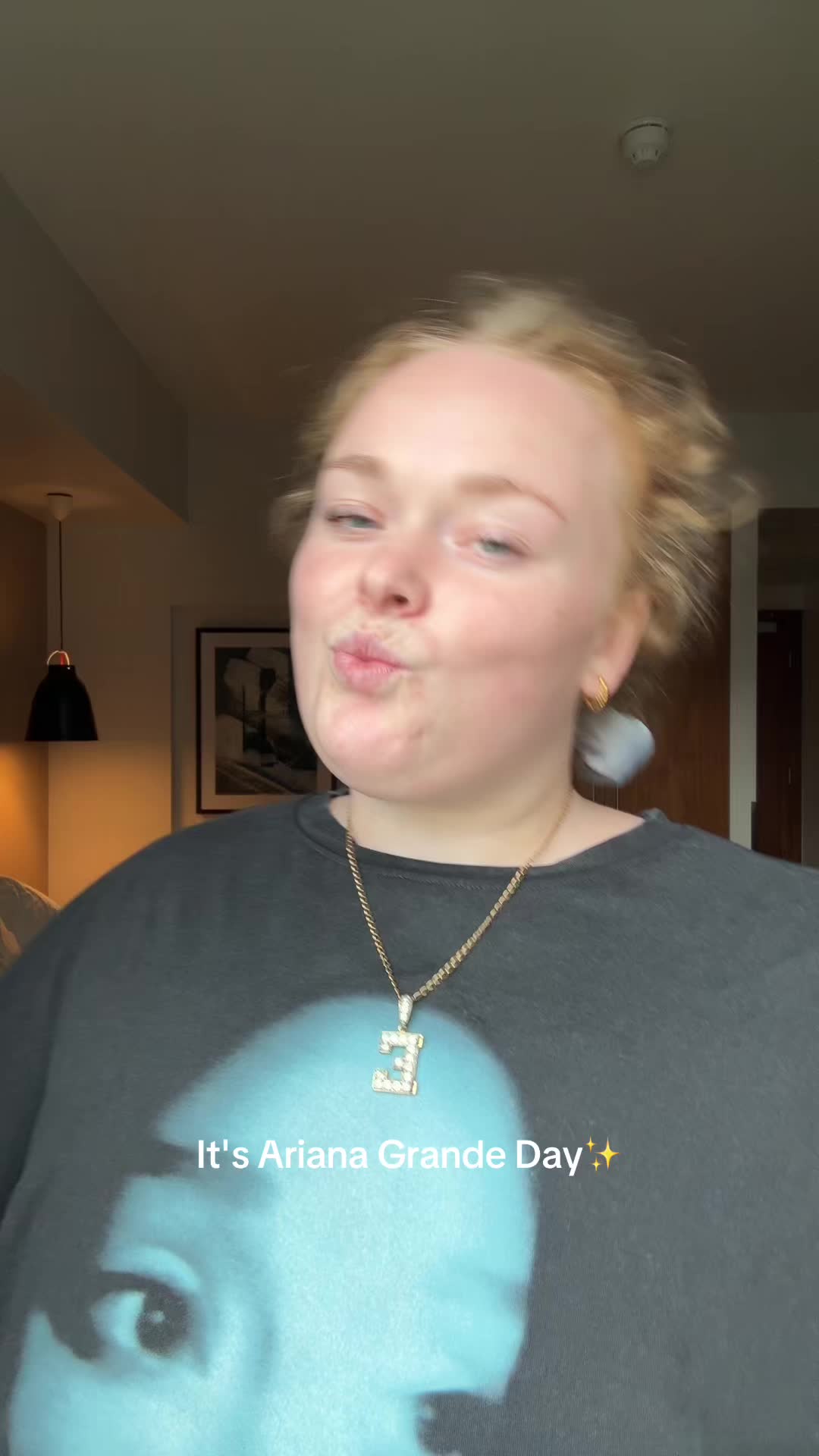 @elladonnelly_xo