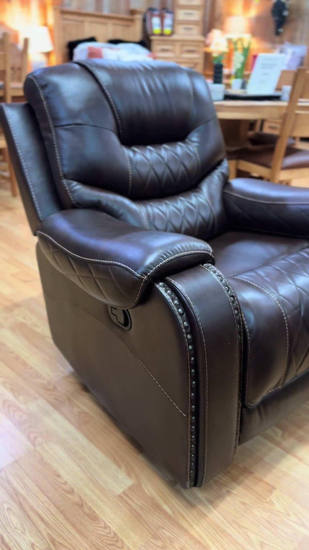 @RusticFurnitureDepot