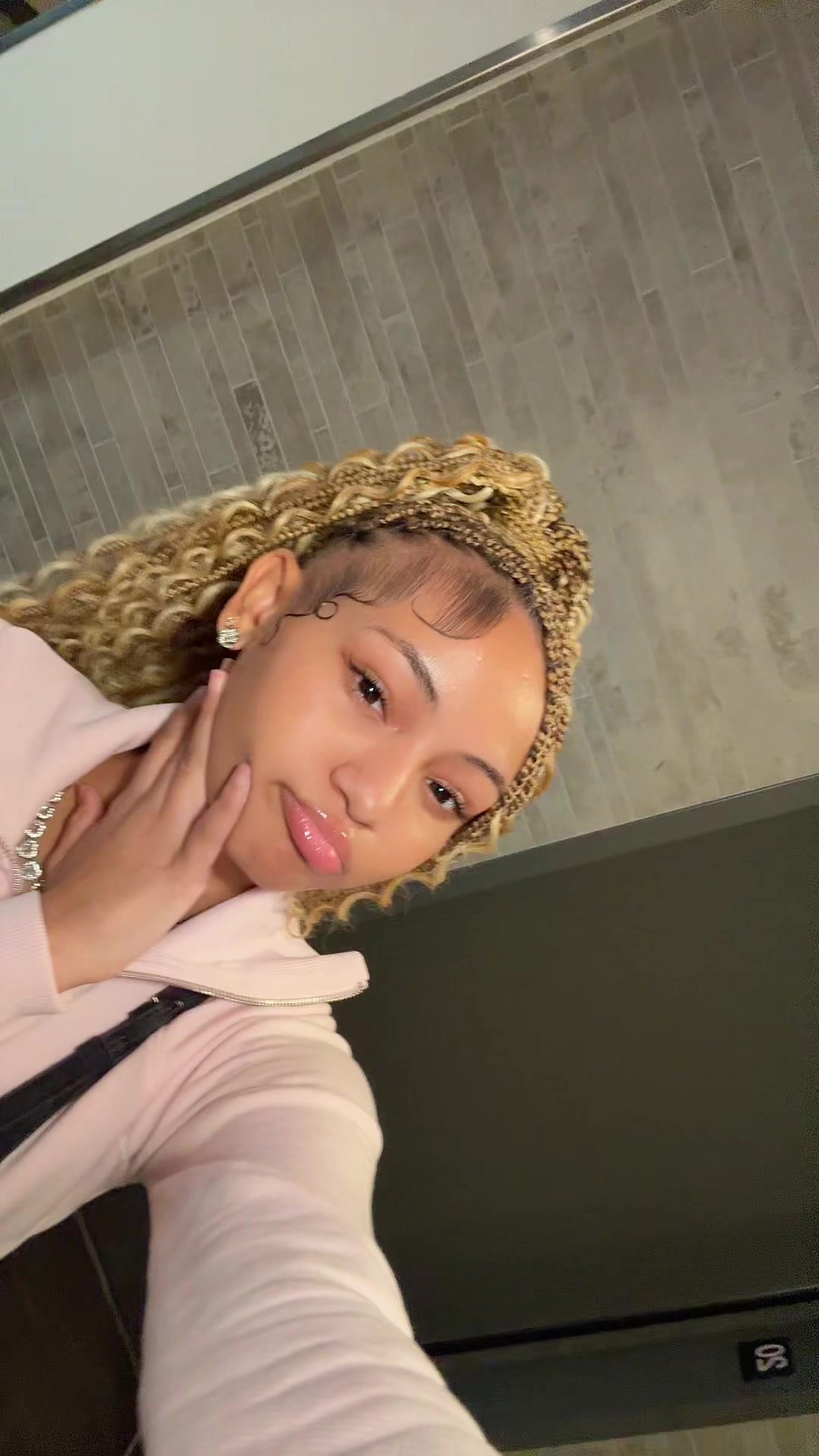 @Taniaa