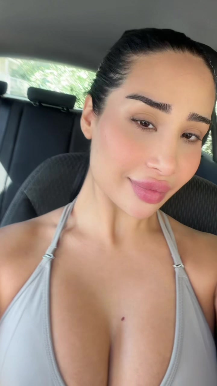 @𝙼 𝙰 𝙽 𝙸 𝚀 𝚄 𝙴 🍒