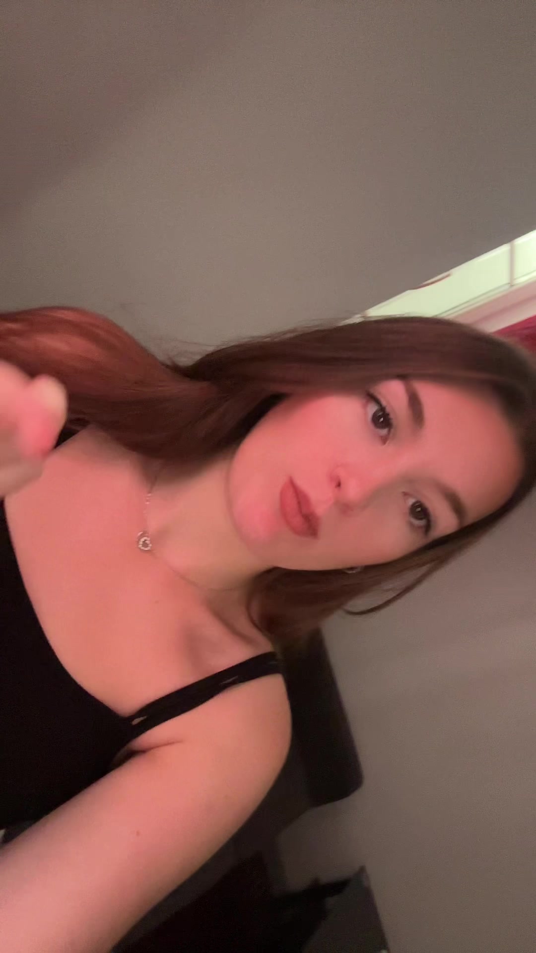 @L🫶🏻