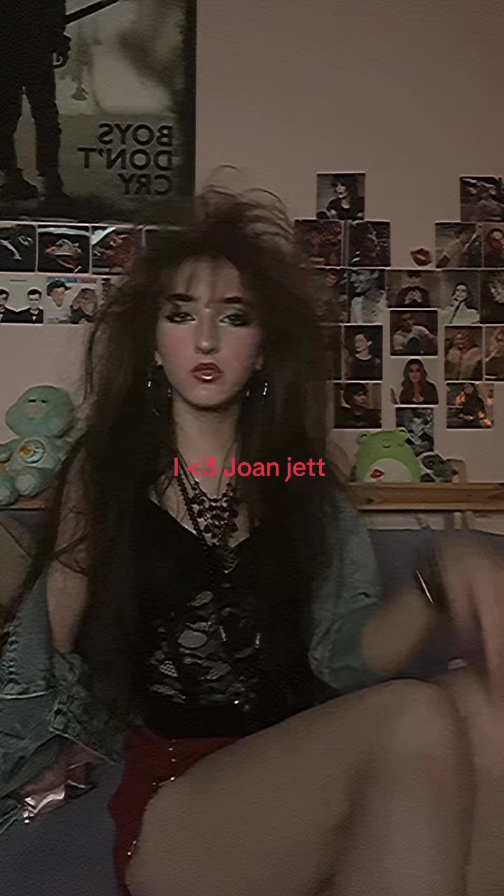 @liss🖤🖤