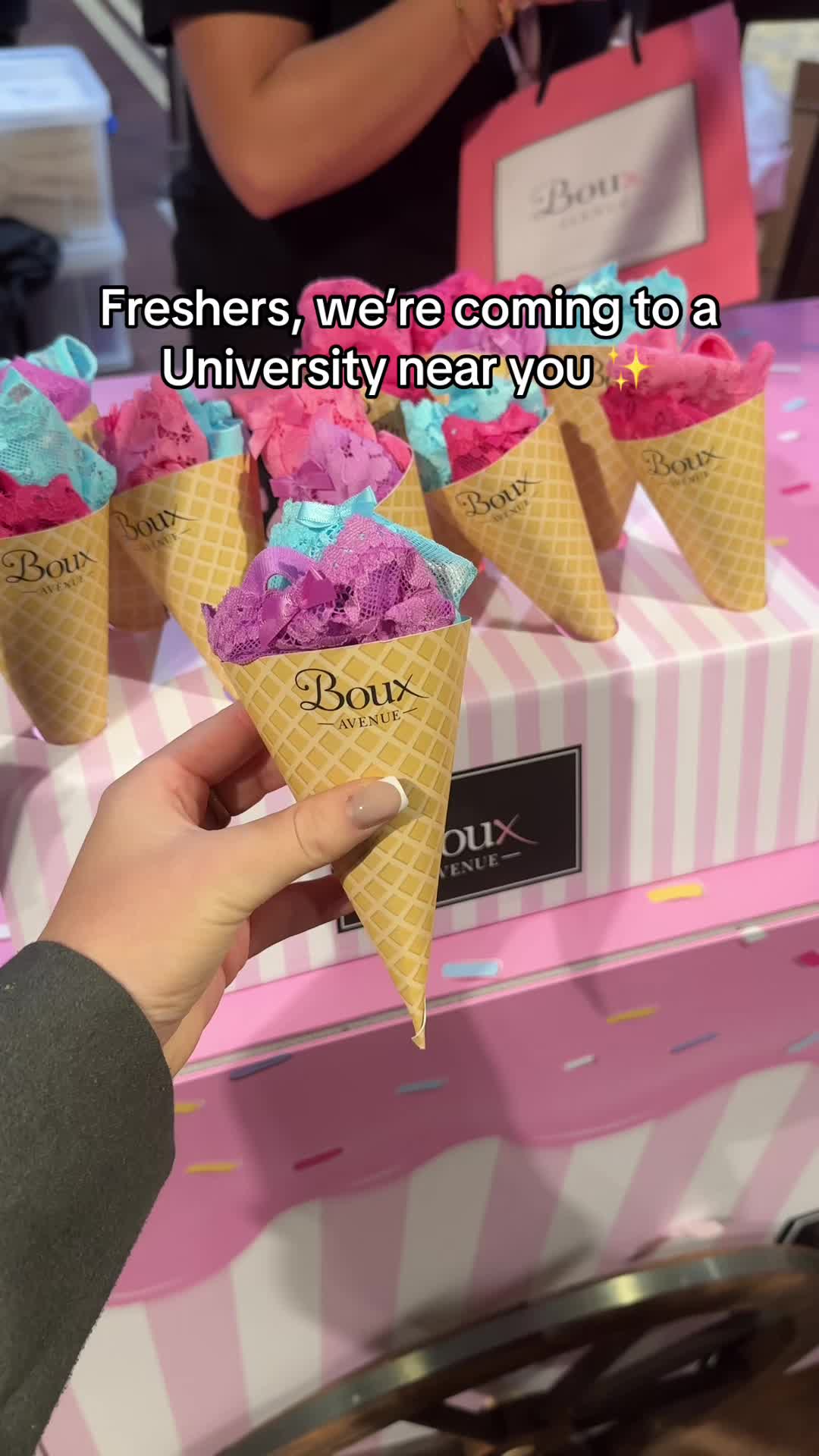 @Boux Avenue