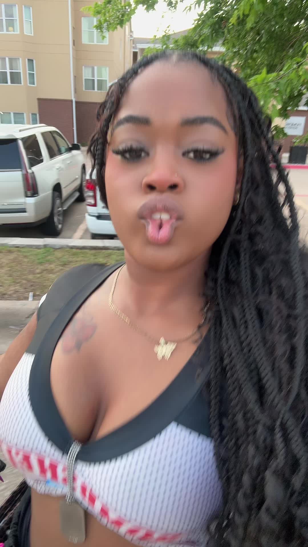 @777