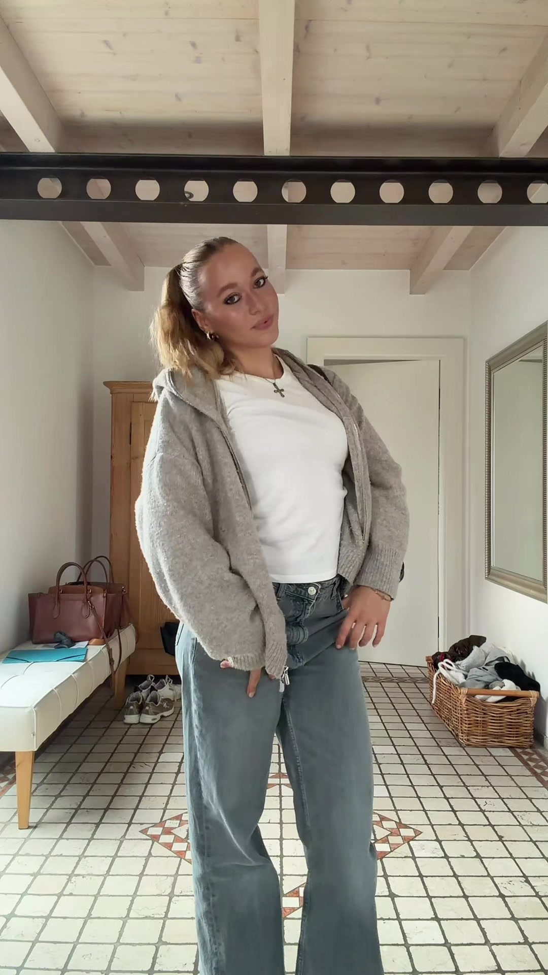@Mia