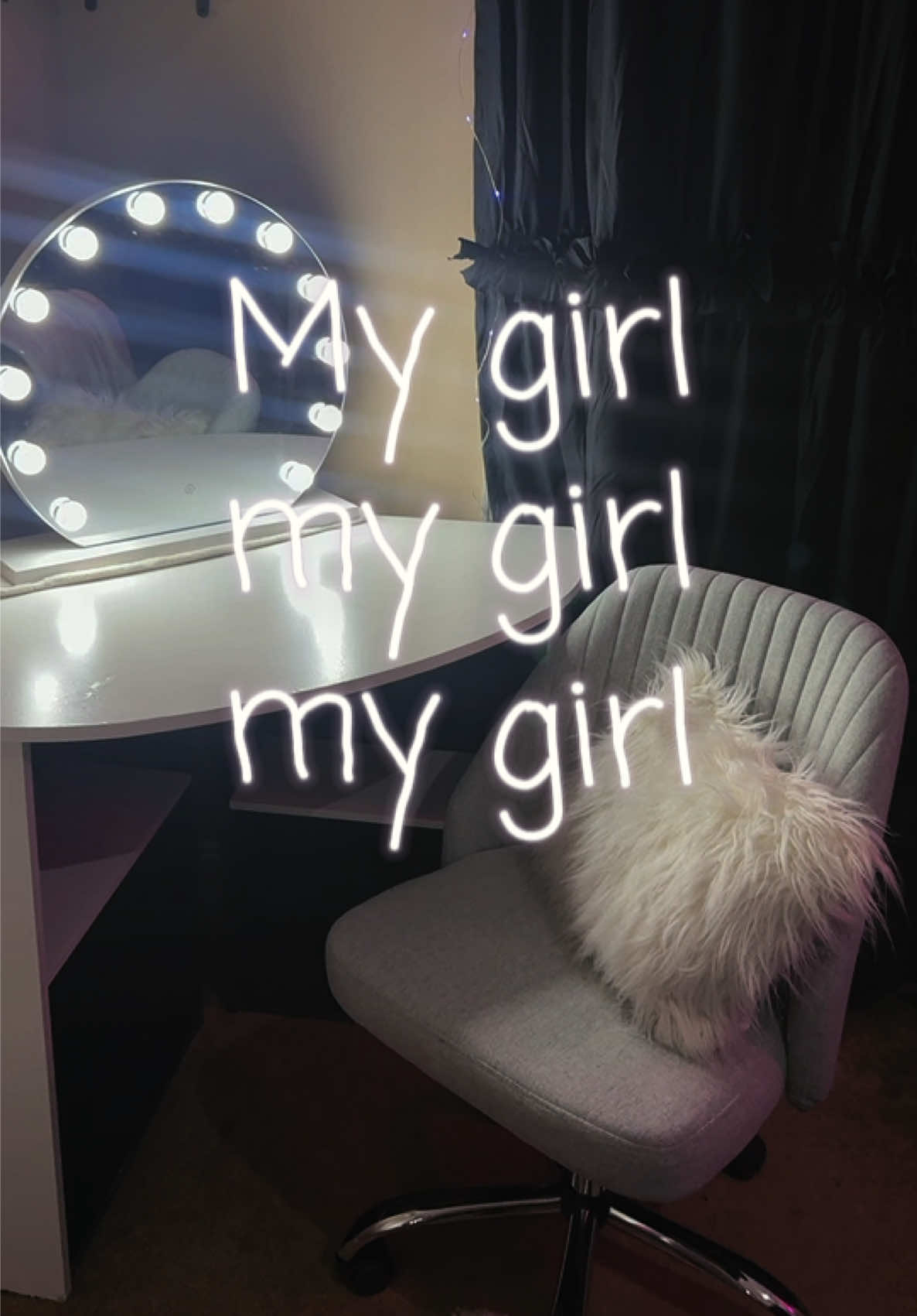 @cyndii_lou