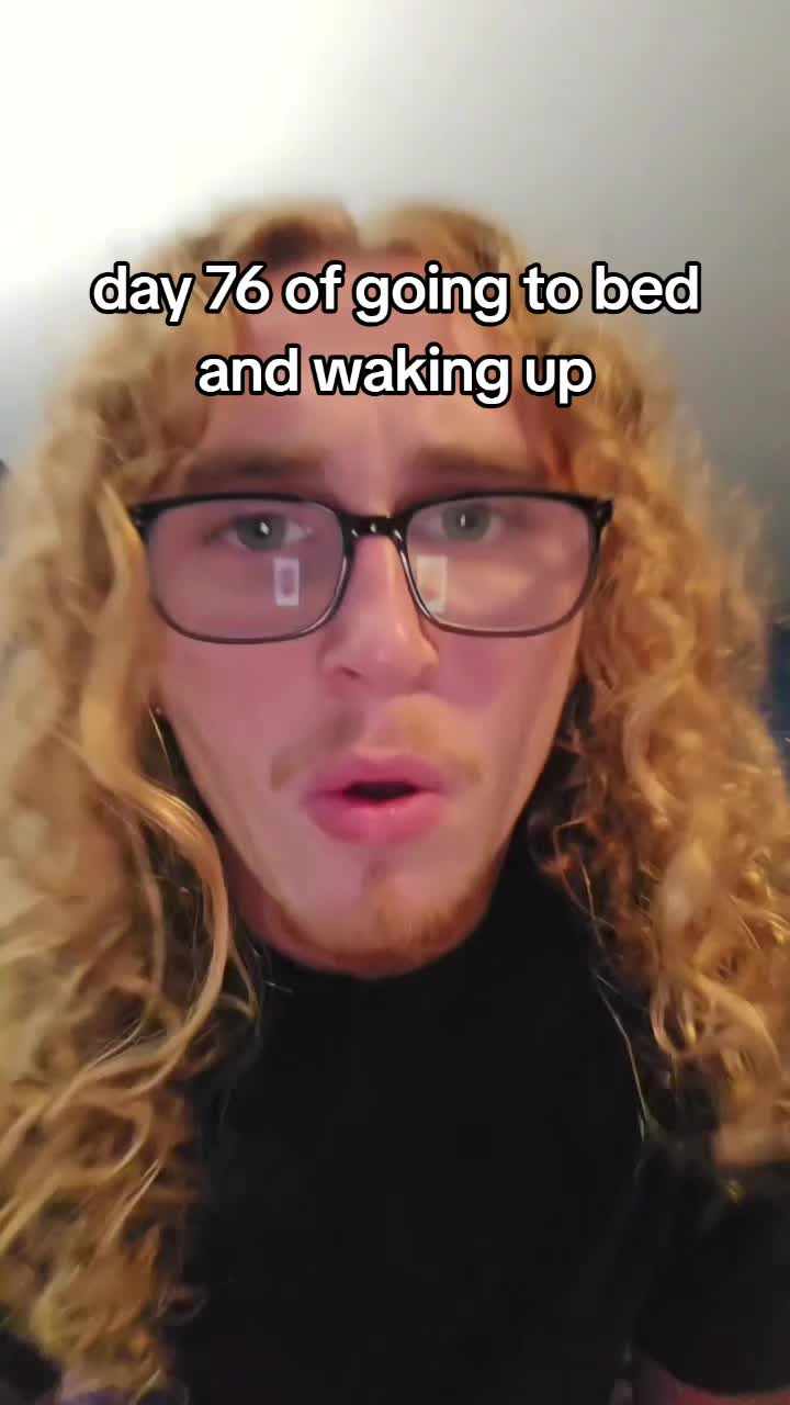 @GoldieGl0cks
