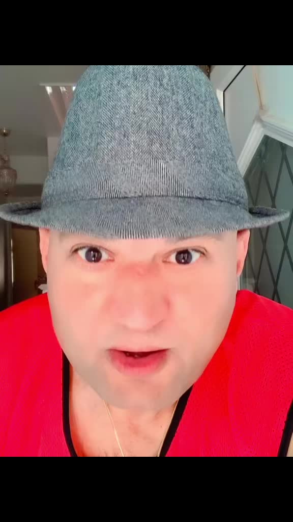 @Vinomas🇬🇧uk✝️🎤🎧