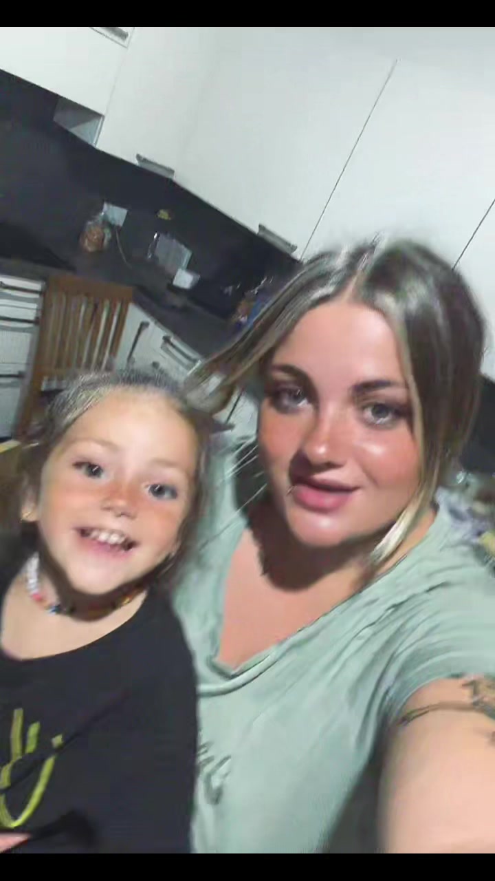 @cristinamos_
