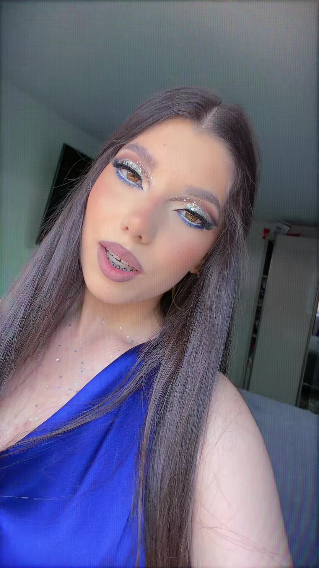@_.izaaaa._