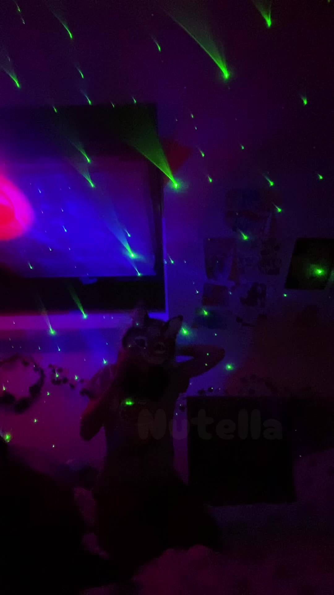 @★彡(𝐍𝐮𝐭𝐞𝐥𝐥𝐚)彡★