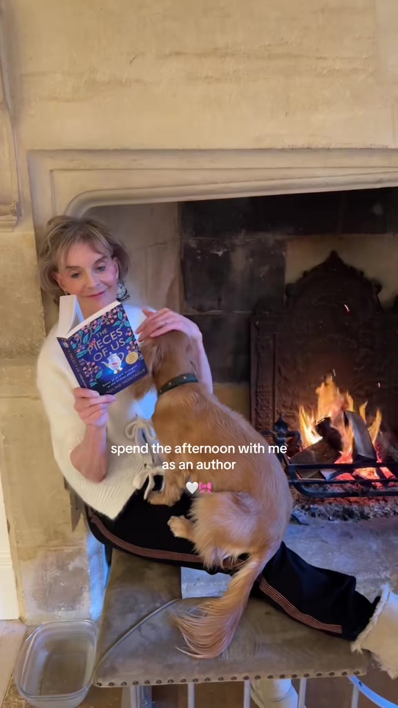 @Caroline Montague Author