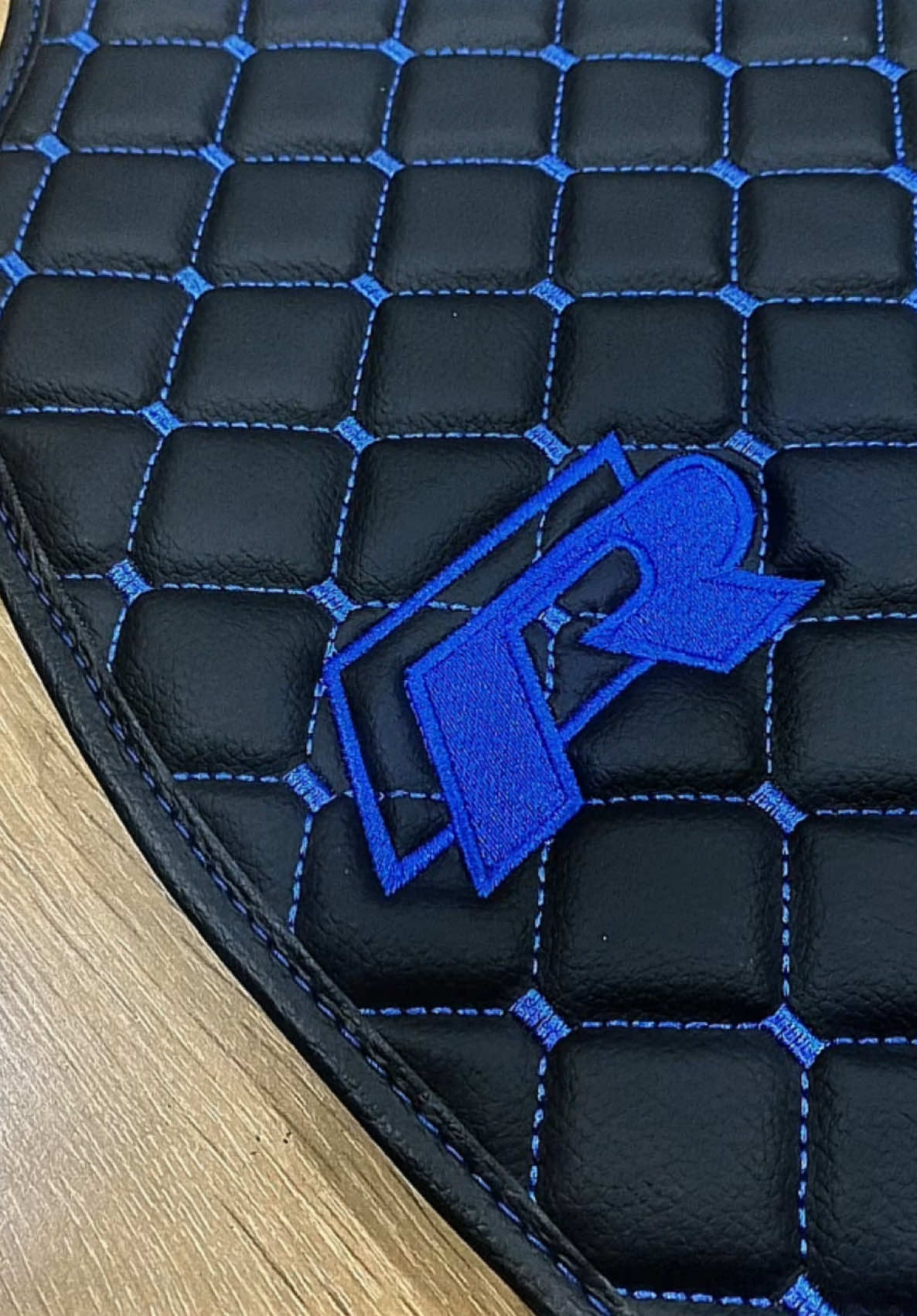 @Luxury Car Mats UK