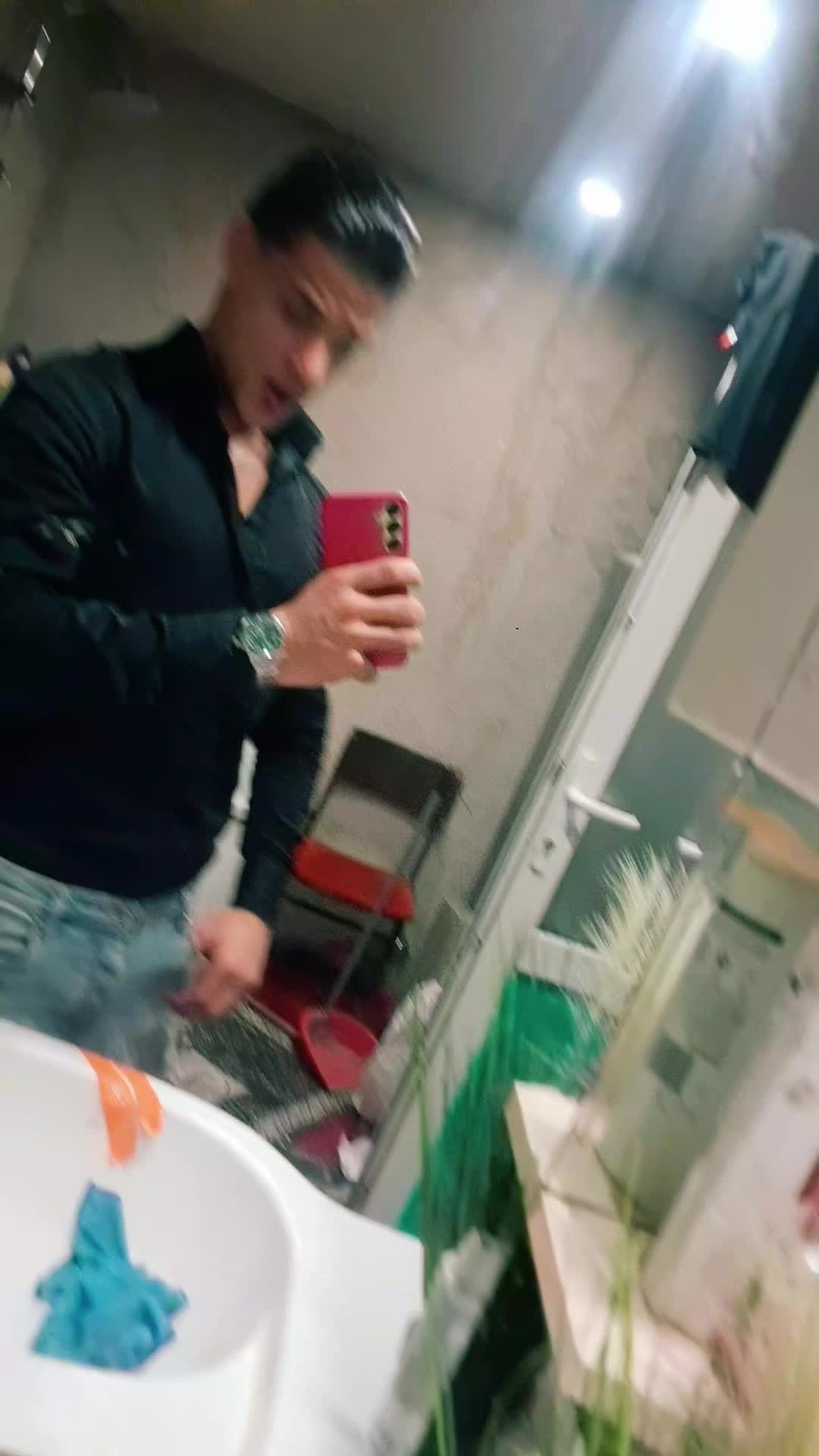 @t_mirella777