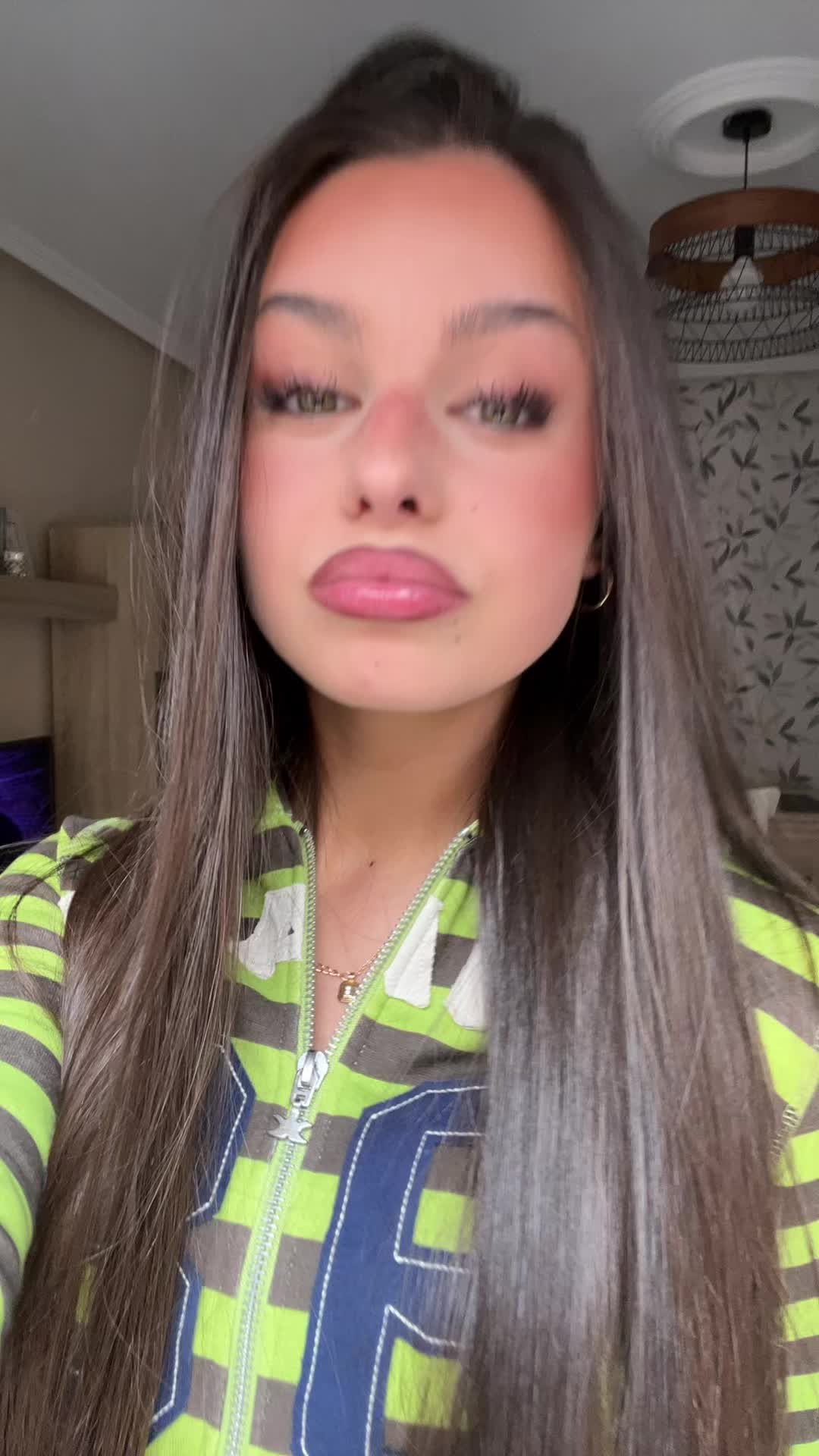 @ángela☀️