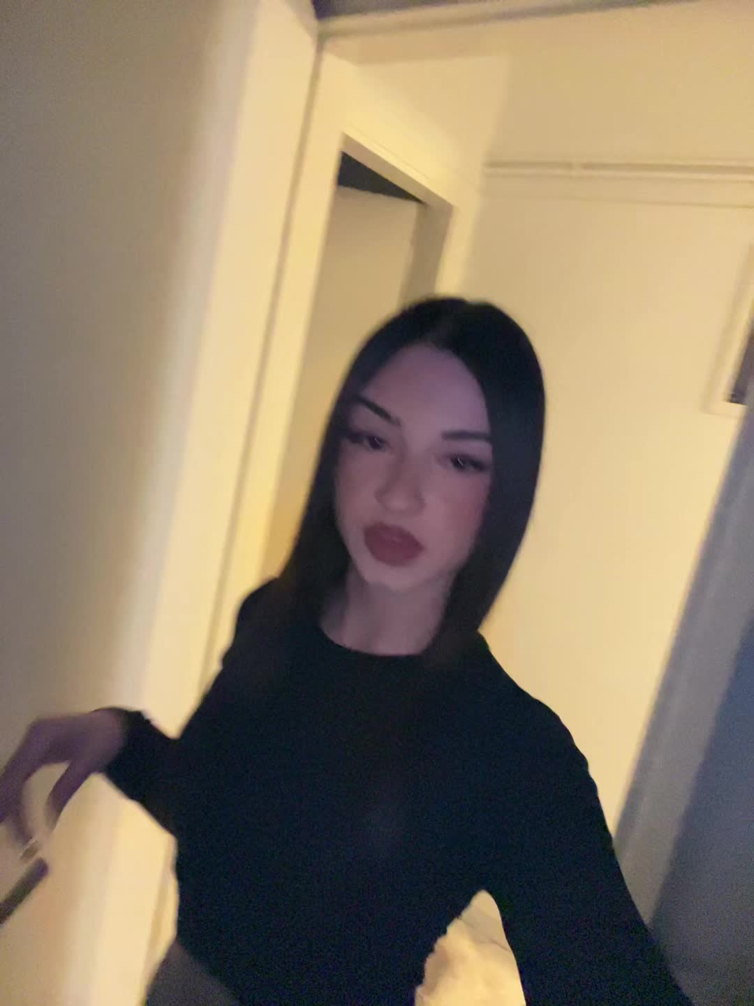 @๐ฌ๐๐๐๐๐
