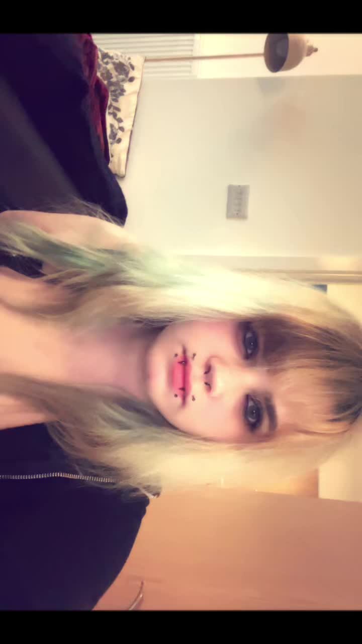 @🦷