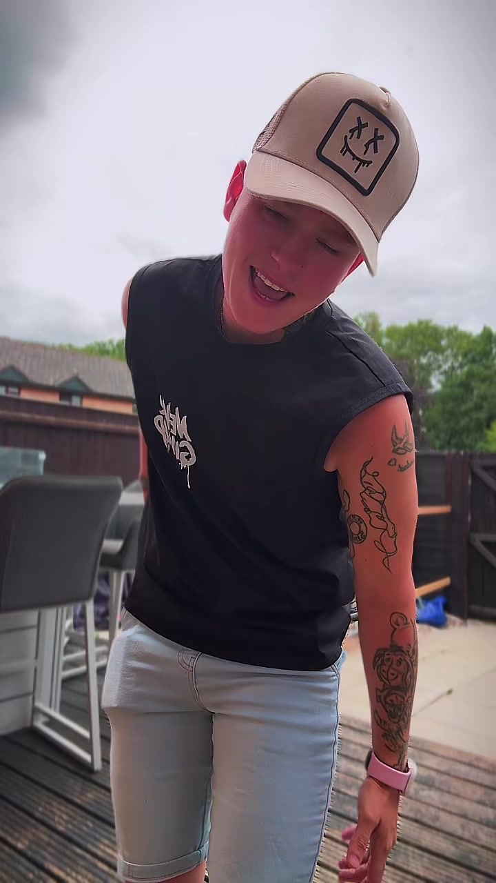 @Angel.Redman🏳️🌈