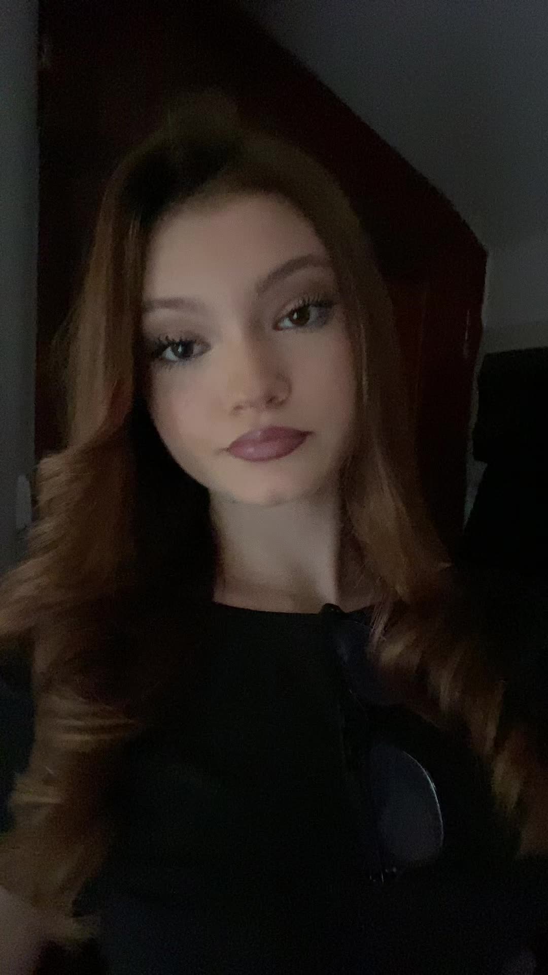 @adelka