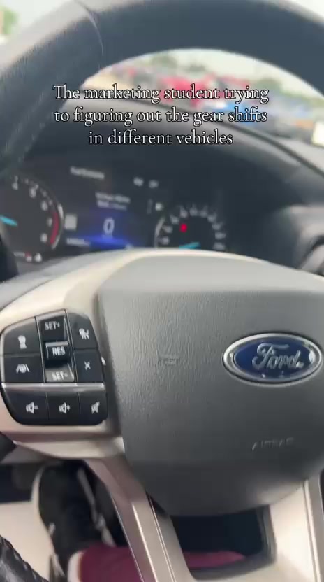 @LeslieMotors