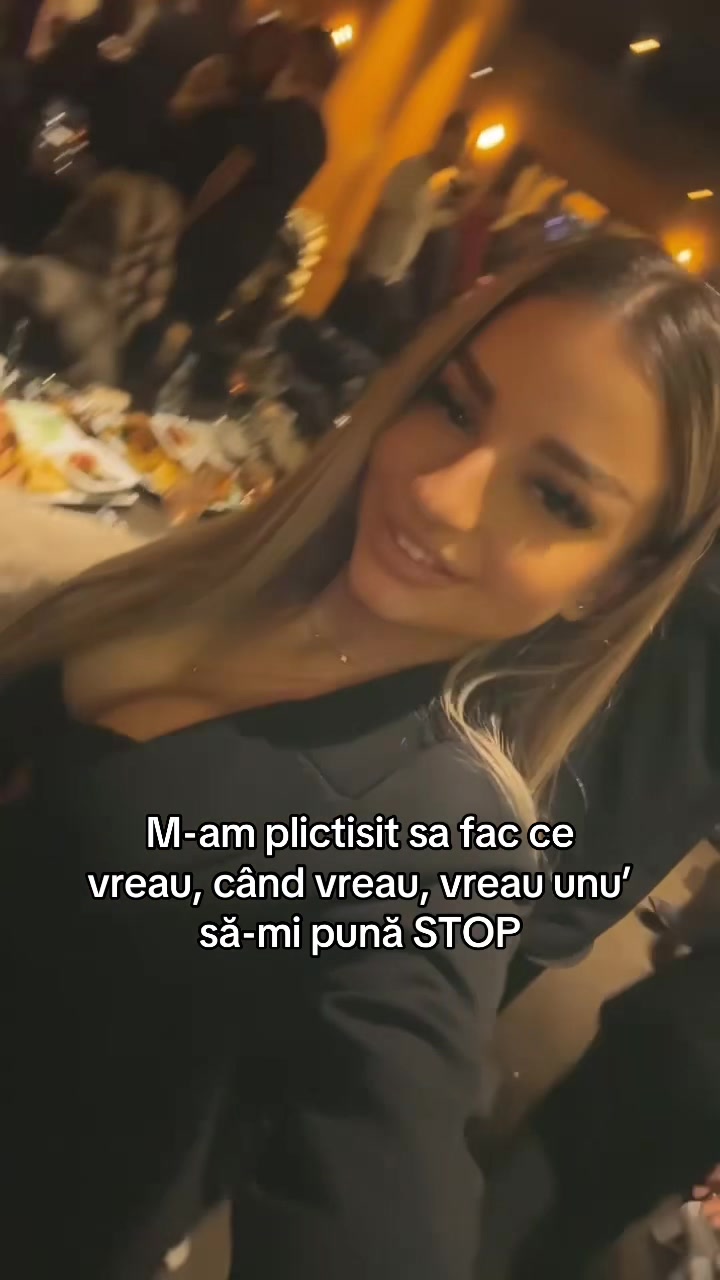 @Adriana🤍