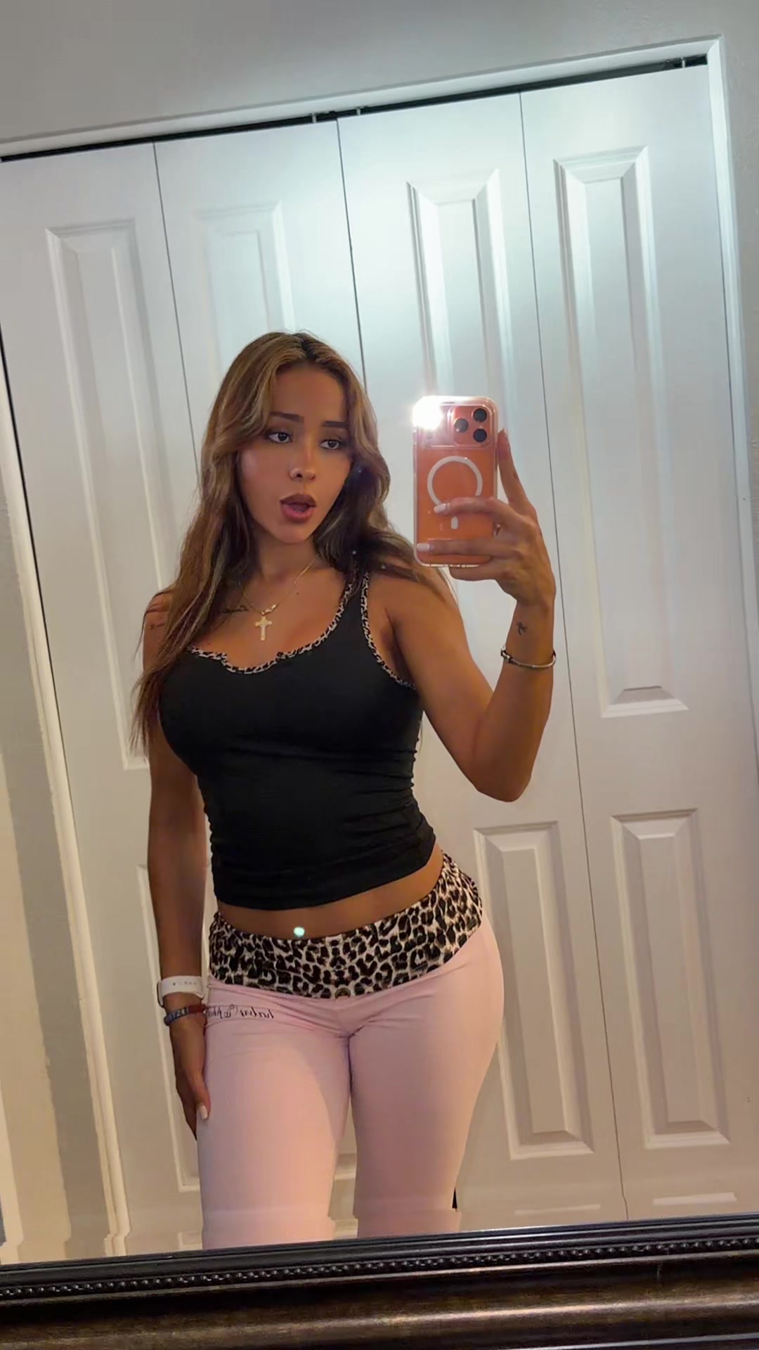 @Ximenasaenzzz