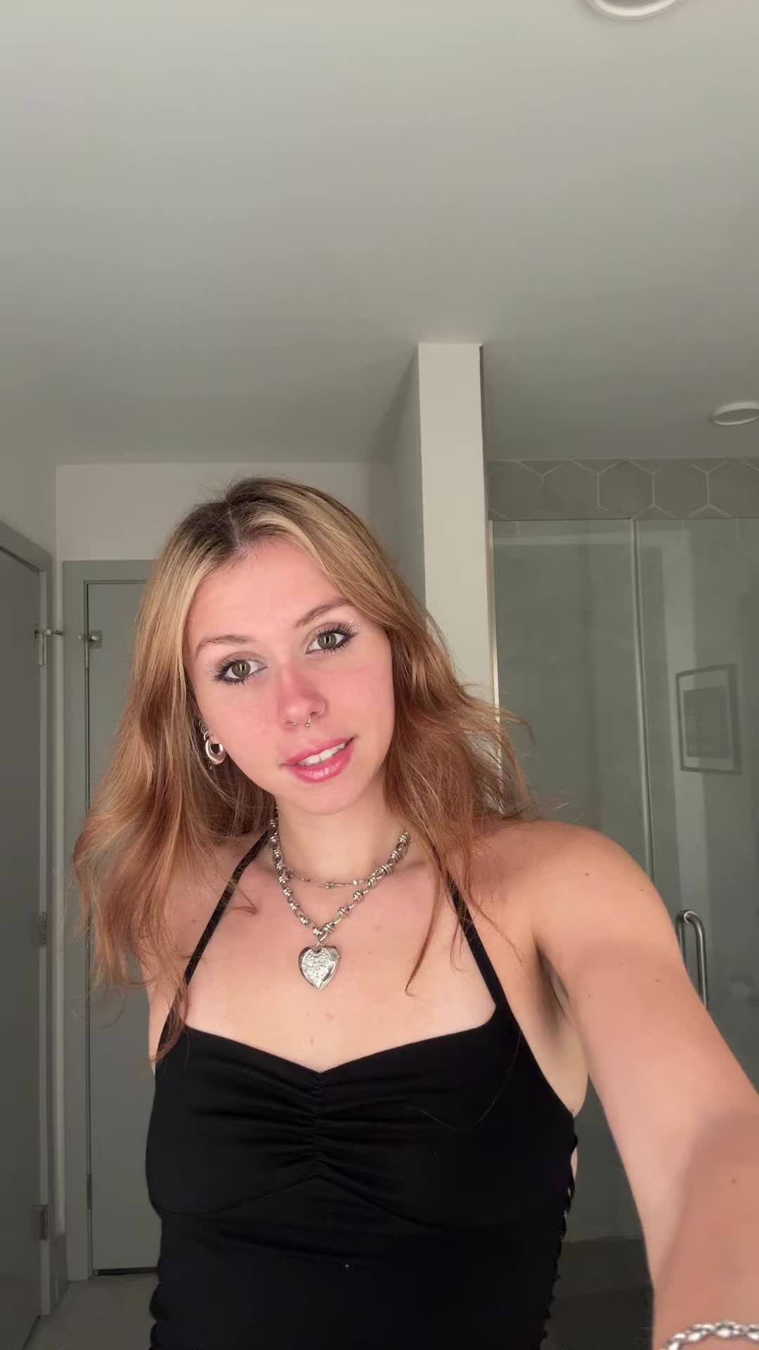 @katiemitchll