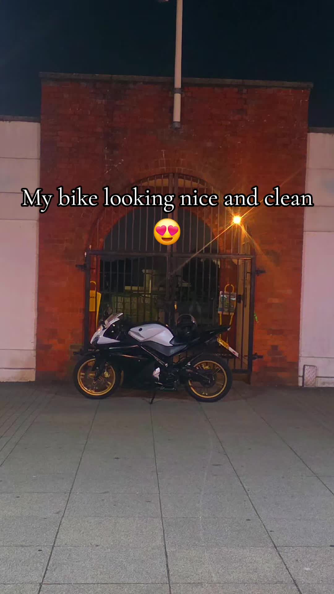 @J575B 🏎