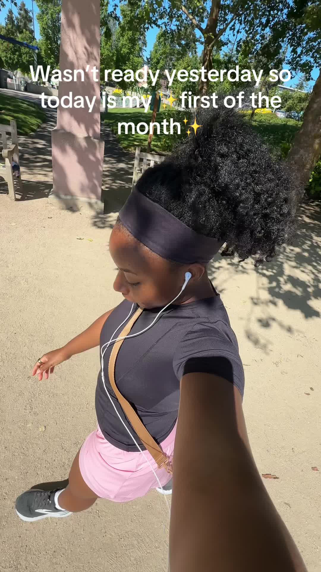 @LaSarah