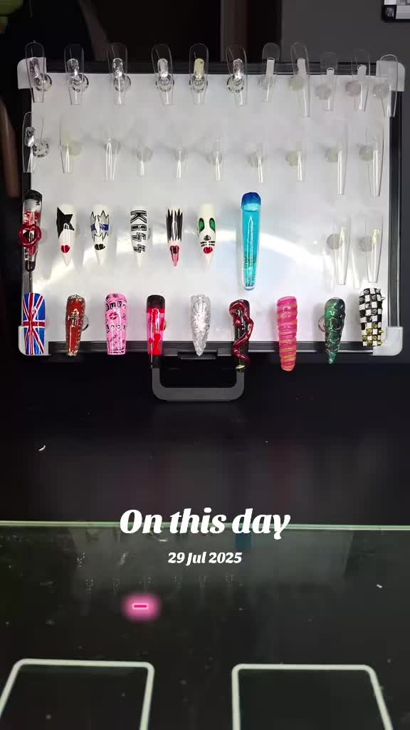 @Quirky Claws