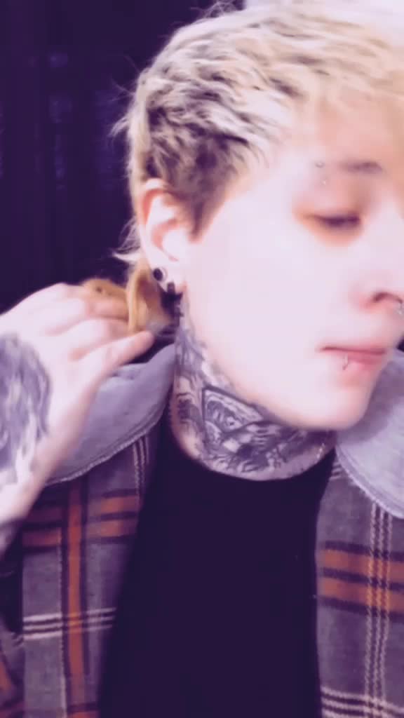 @𝚃𝚊𝚢𝚝𝚘𝚗'♡