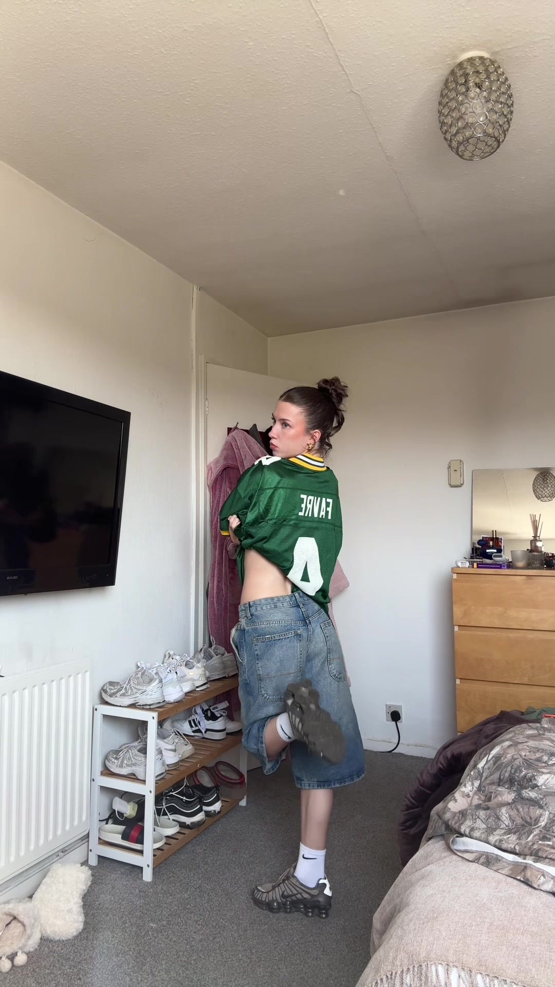 @anniequinn