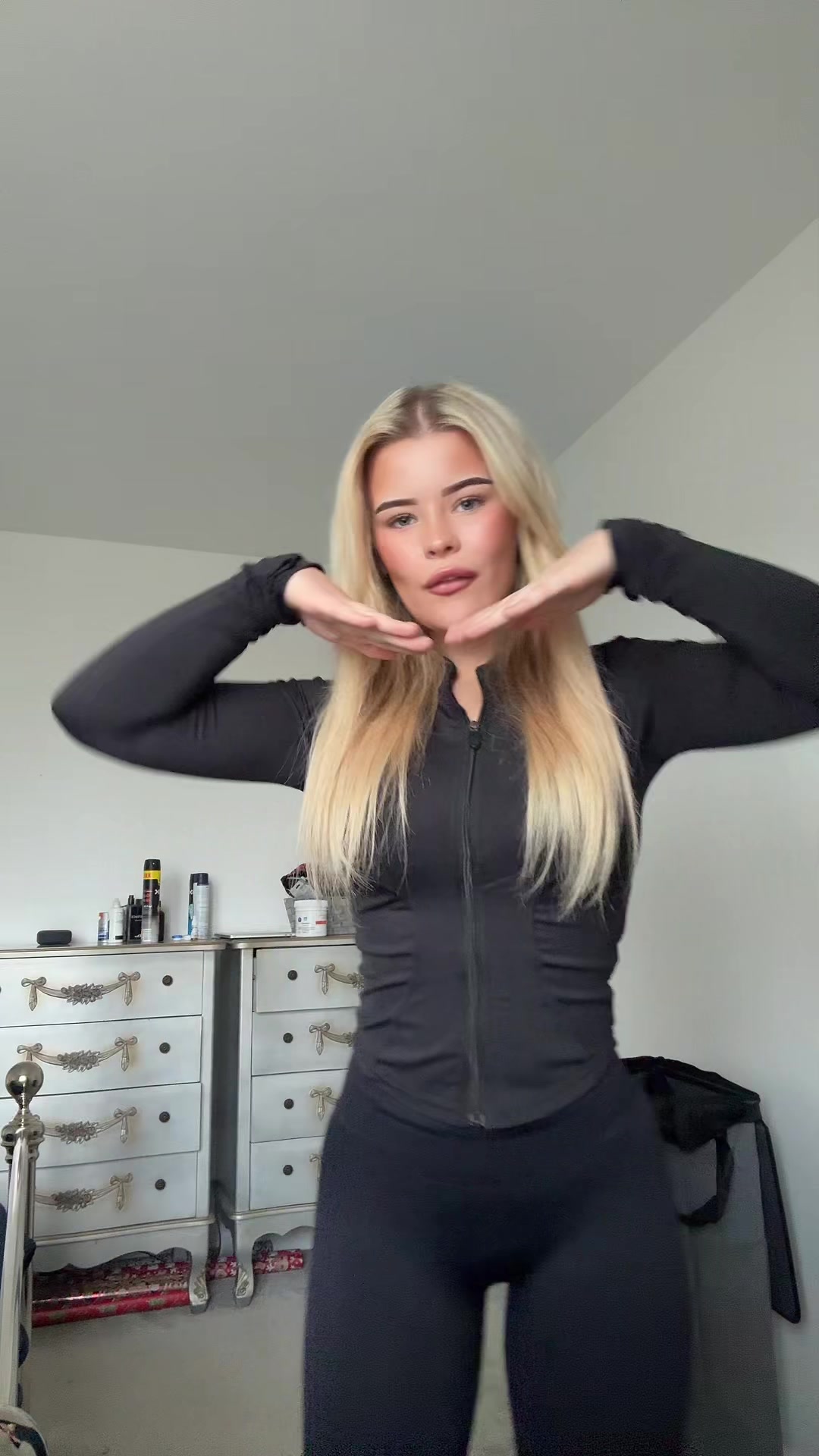@elise👸🏼