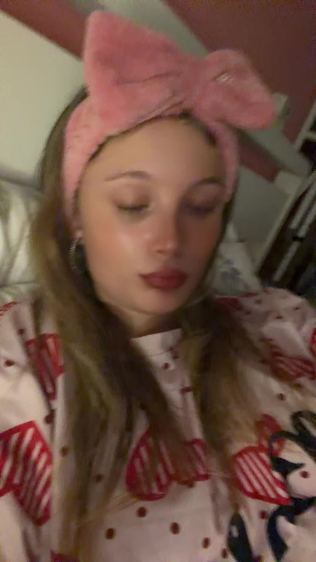 @tinytaraxo