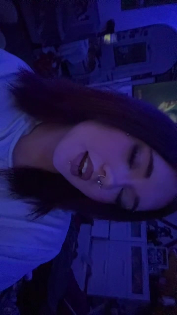 @️